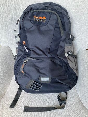 Neuer Wander-Rucksack 30 l