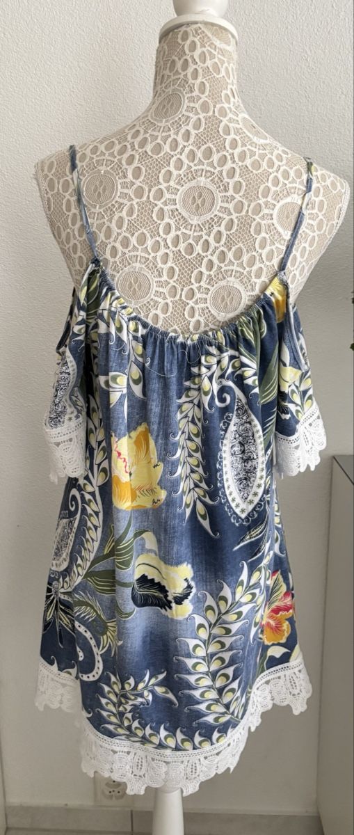 Vestiti: Kleid Gr.M mit speziellen Ärmeln  – Usato da Eglisau venduto da 3flower-power3 4