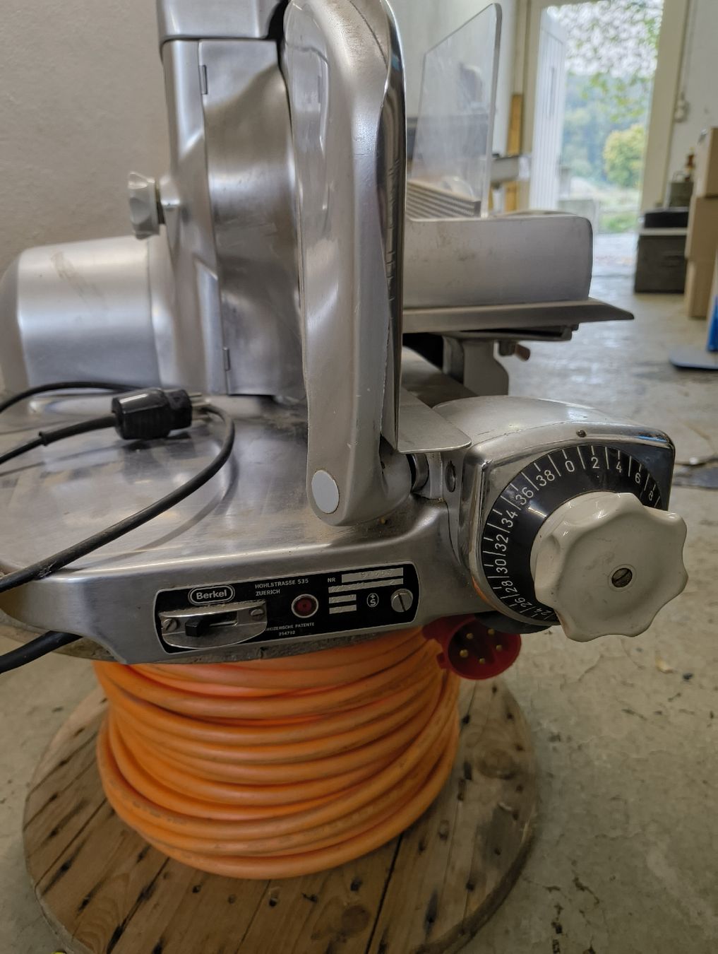 Berkel Elettrodomestici da cucina: Aufschnittmaschine Berkel  – Usato da Stein AG venduto da haepa97 2