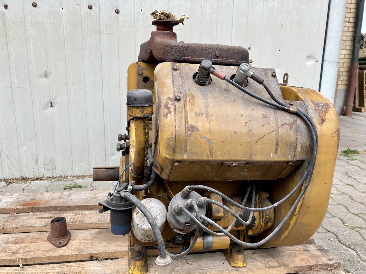 Motori: Alter Motor Wisconsin V4 – Usato da Gündisau venduto da yuma06 2
