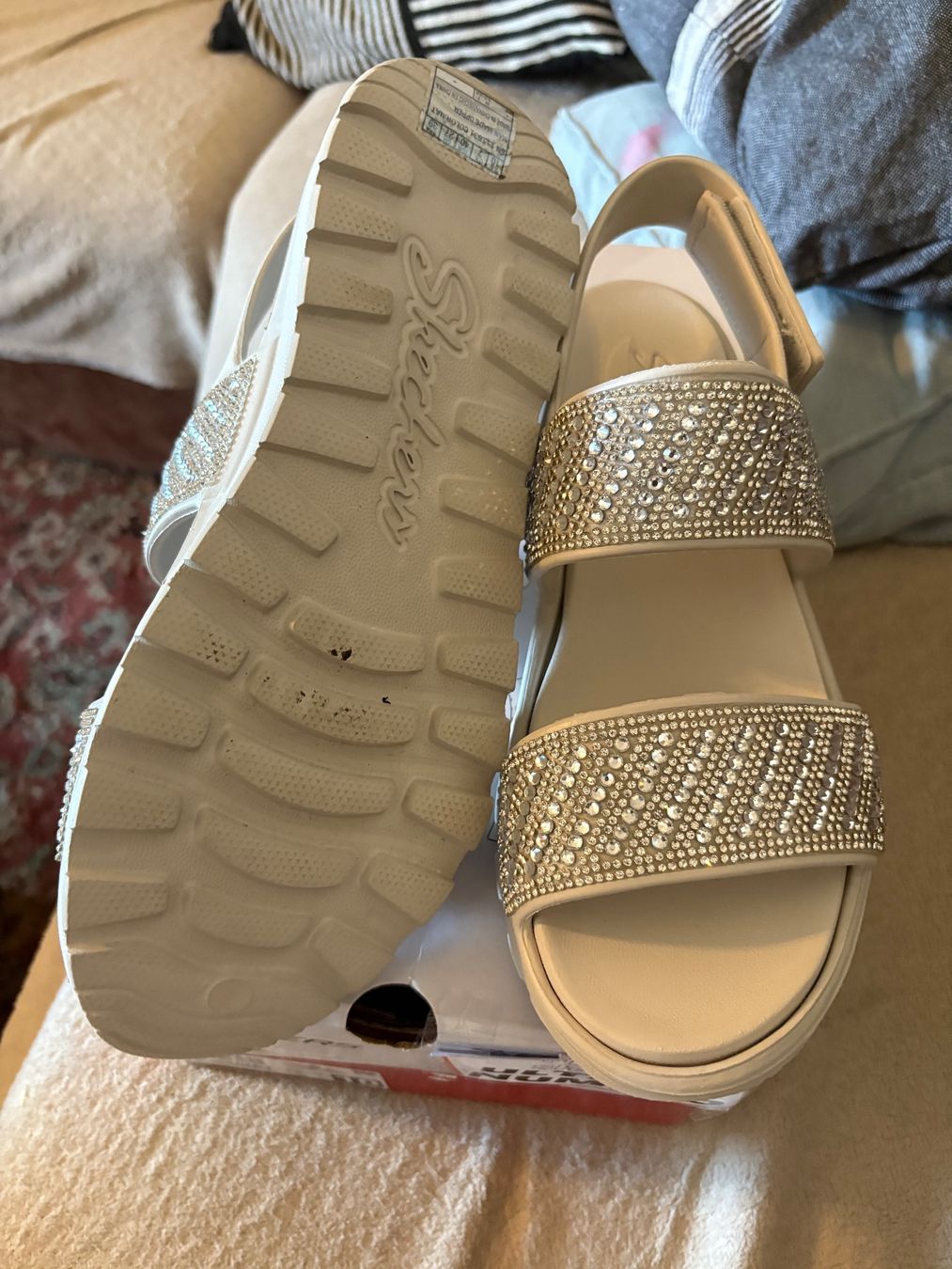 Skechers Scarpe da donna: Sandali nuovi numero 40 – Nuovo e nell'imballaggio originale da Davesco soragno venduto da Gaby230 1