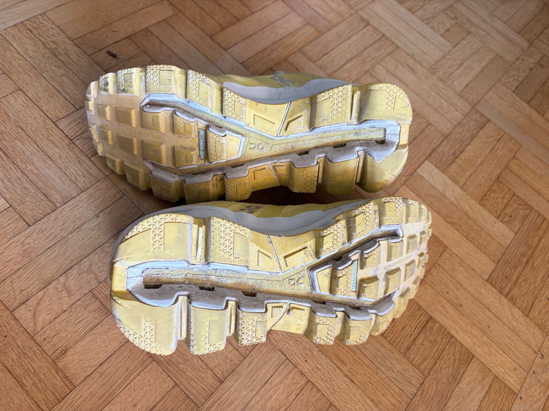 On Damenschuhe: On Trekkingschuhe wasserdicht, Gr. 40 – Gebraucht aus Schlieren von ann_r8l9 4
