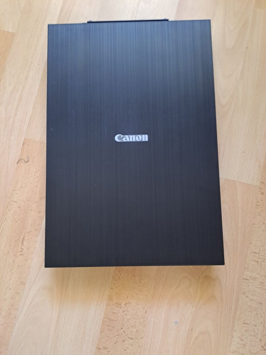 Canon Scanneurs: Scanner, Canon, schwarz, LiDE 400 – D'occasion à Hombrechtikon par Rada039
