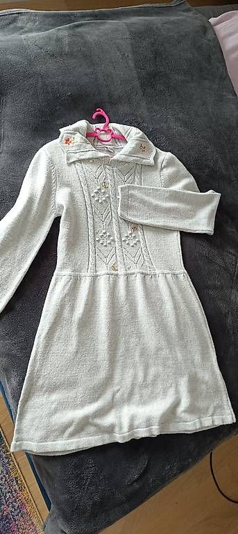 Lotti & Set di vestiti: Vier neue Mädchenkleider – Usato da Burgdorf venduto da mar_p9rd 3