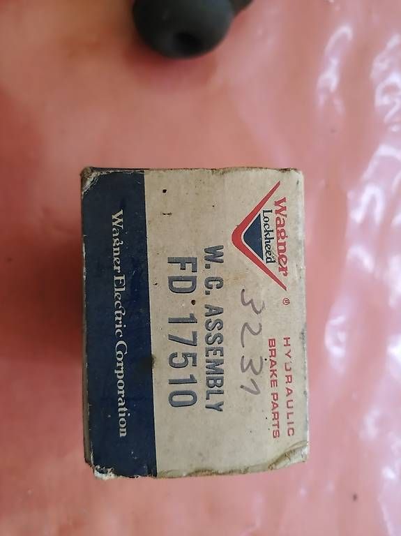 Jeep Tutti pezzi di ricambio auto: Willys Kaiser Jeep Cj Bremsgeber – Nuovo (secondo la descrizione) da Kleindöttingen venduto da mat_5zw9