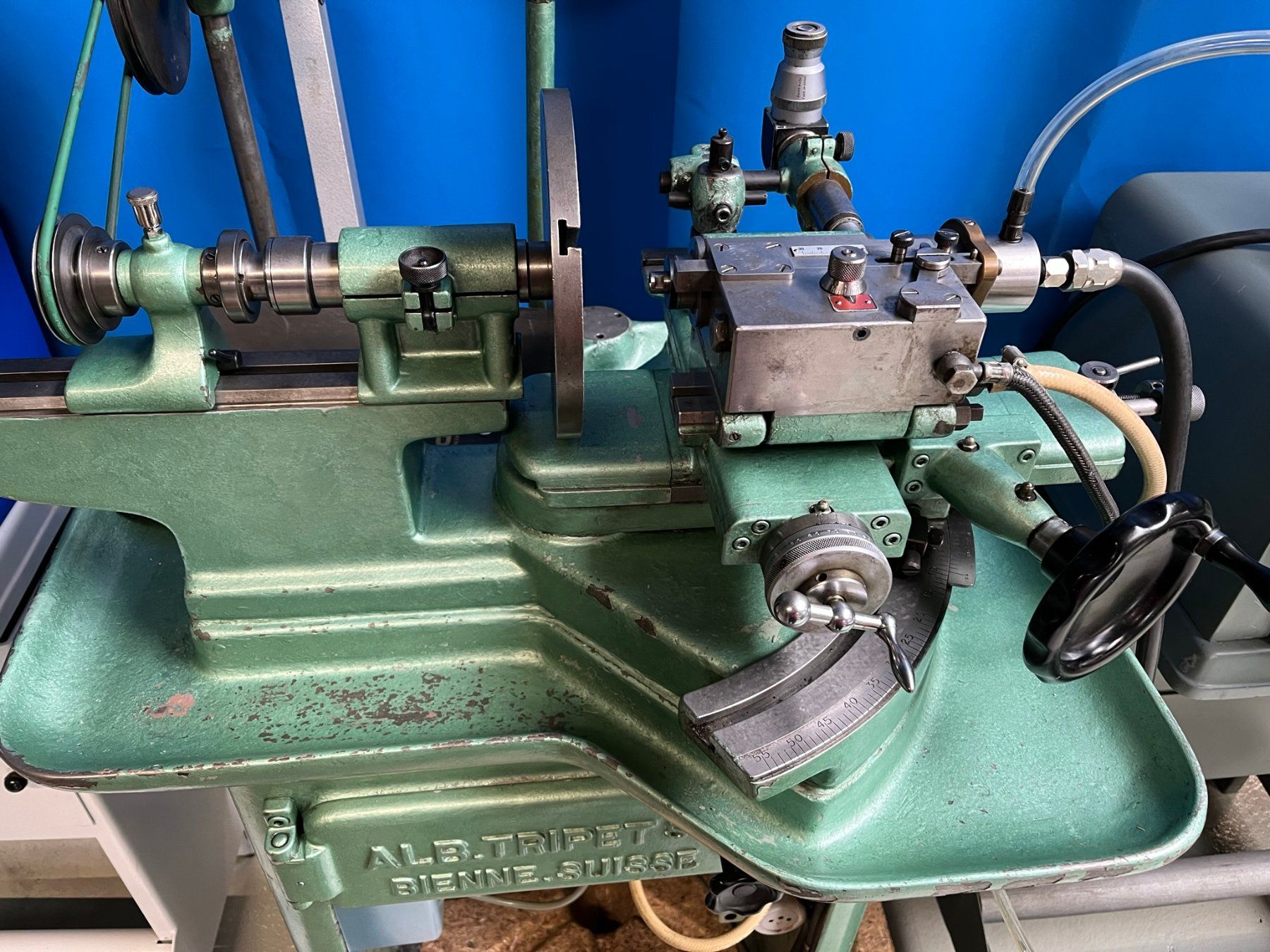 Tripet Alle Maschinen: Rectifieuse cylindrique TRIPET MUS 100 – Gebraucht aus La Chaux-de-Fonds von Greub_Machines 1