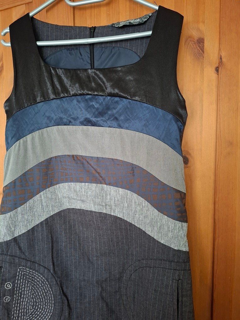 Vestiti: Kleid von Desigual – Usato da Büttikon AG venduto da dido03 1