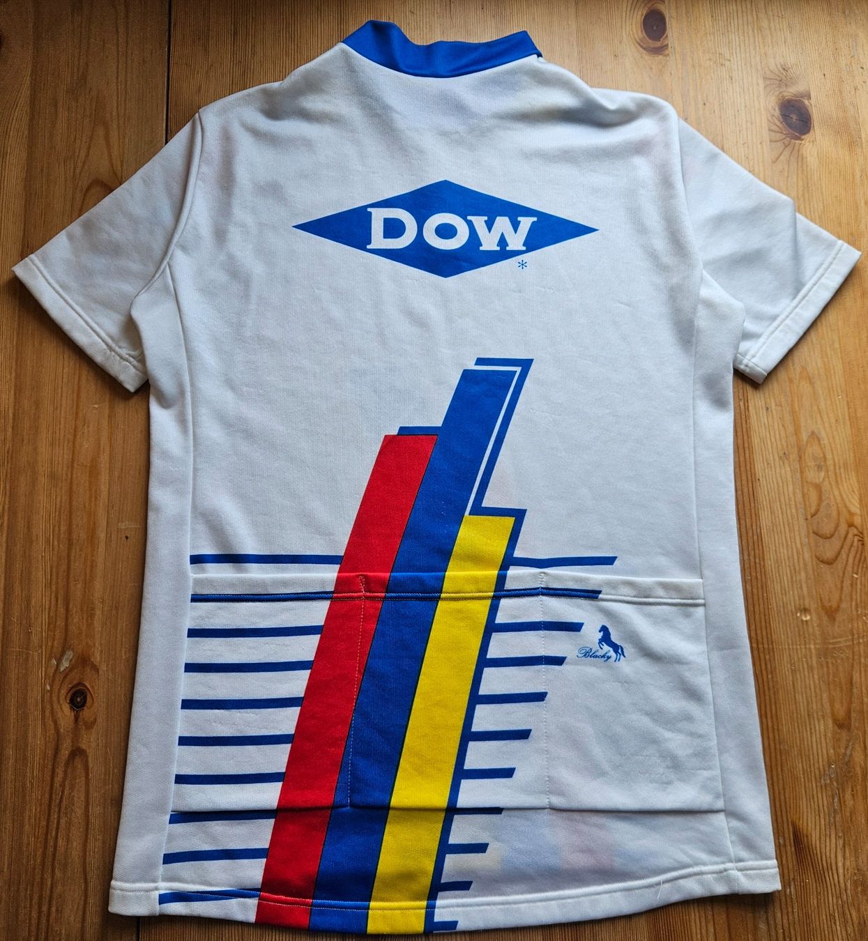 Leibchen & Hosen: Radtrikot Blacky vintage DOW Grösse XXL Velo Fahrrad Trikot – Gebraucht aus Hägglingen von United-Village-Trade 5