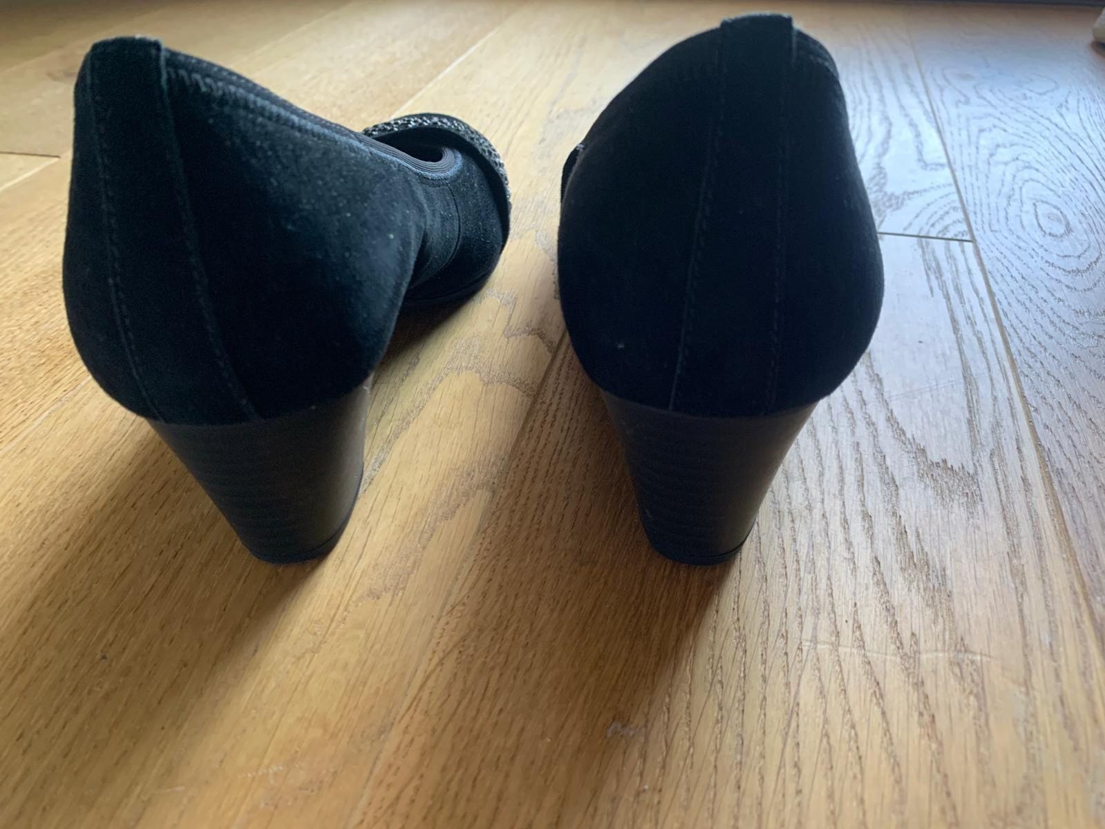 Gabor Damenschuhe: Wildleder Pumps schwarz Gabor Gr. 38,5 – Neu (gemäss Beschreibung) aus Grossdietwil von fab_8bdy 5