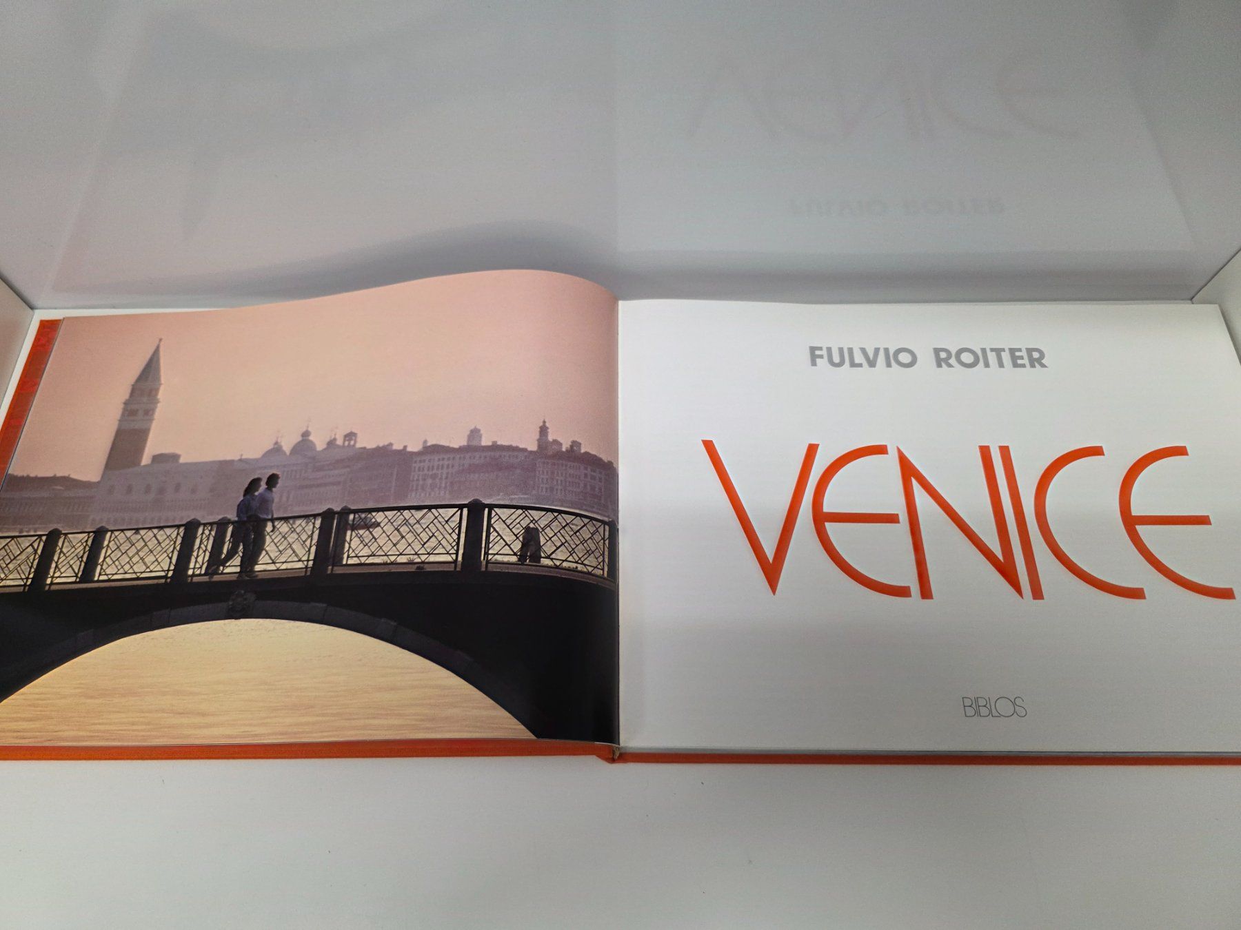 Libri: Bildband Venice Venedig Fulvio Roiter 1986 – Usato da Herisau venduto da Dinge-in-Bewegung 4