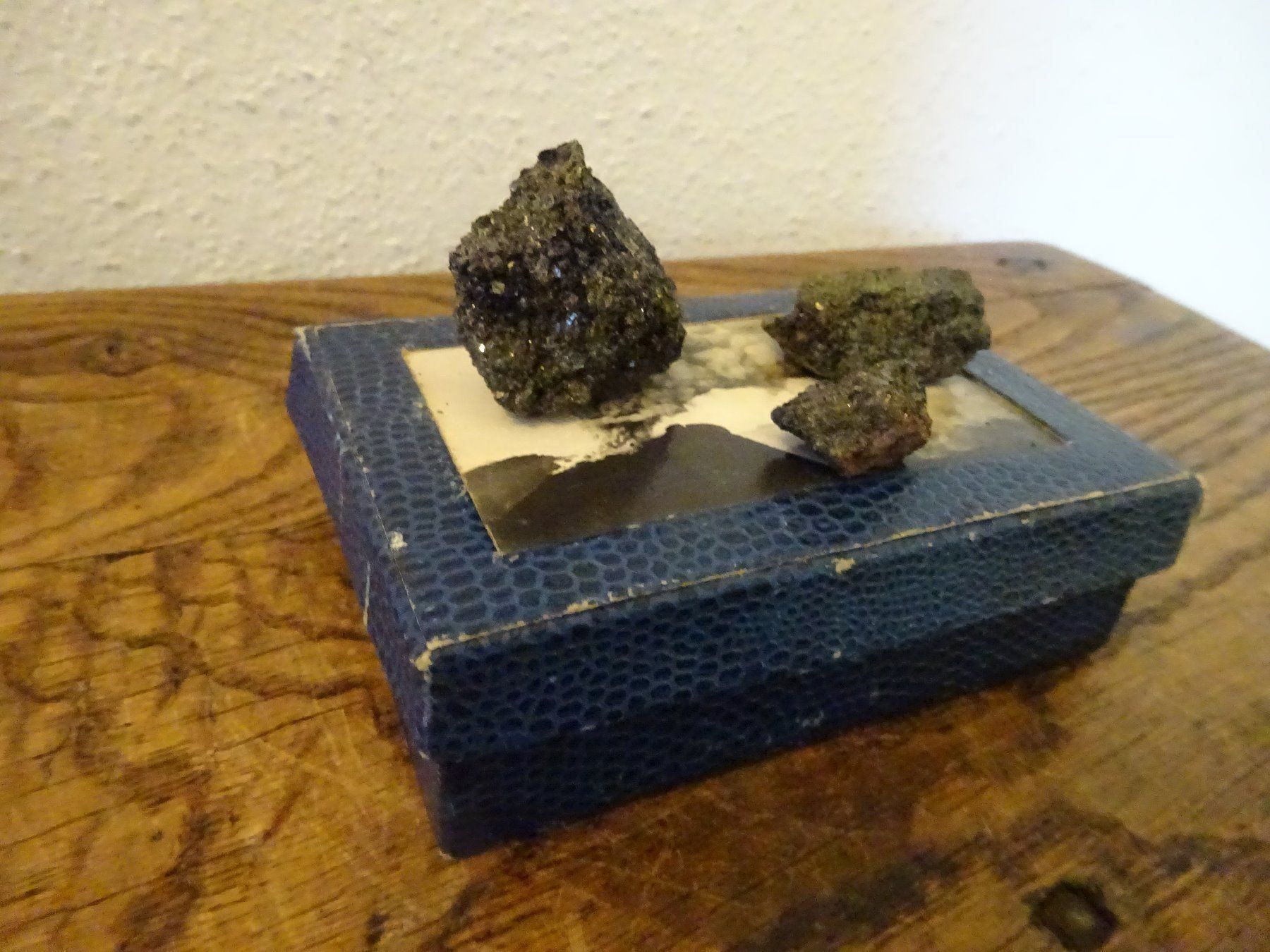 Mineralien & Heilsteine: * Historische Lava / Vulkan Vesuv – Gebraucht aus Esslingen von eintagammeer 6