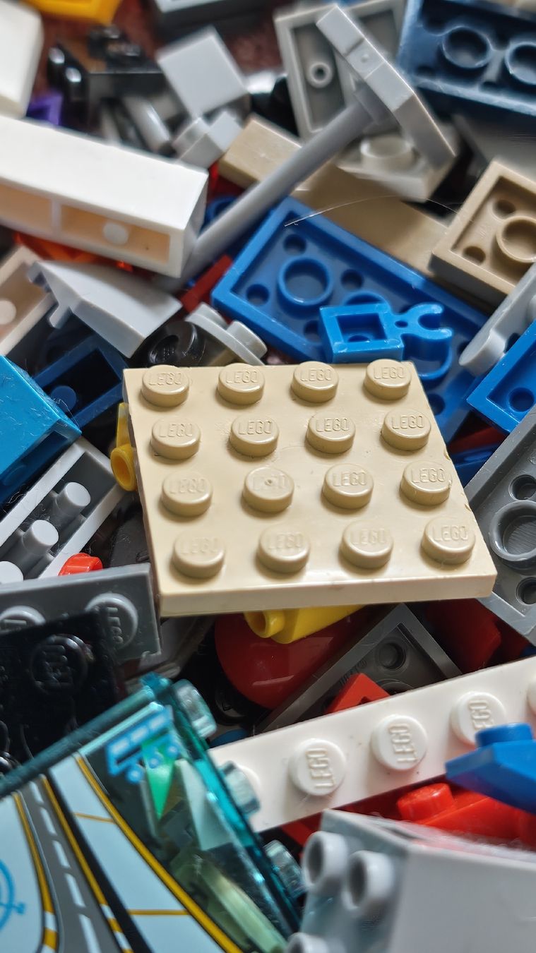 Lego Giocattoli: Lego Mix ca 2,3 Kilo – Usato da Effretikon venduto da Superkarin7 4