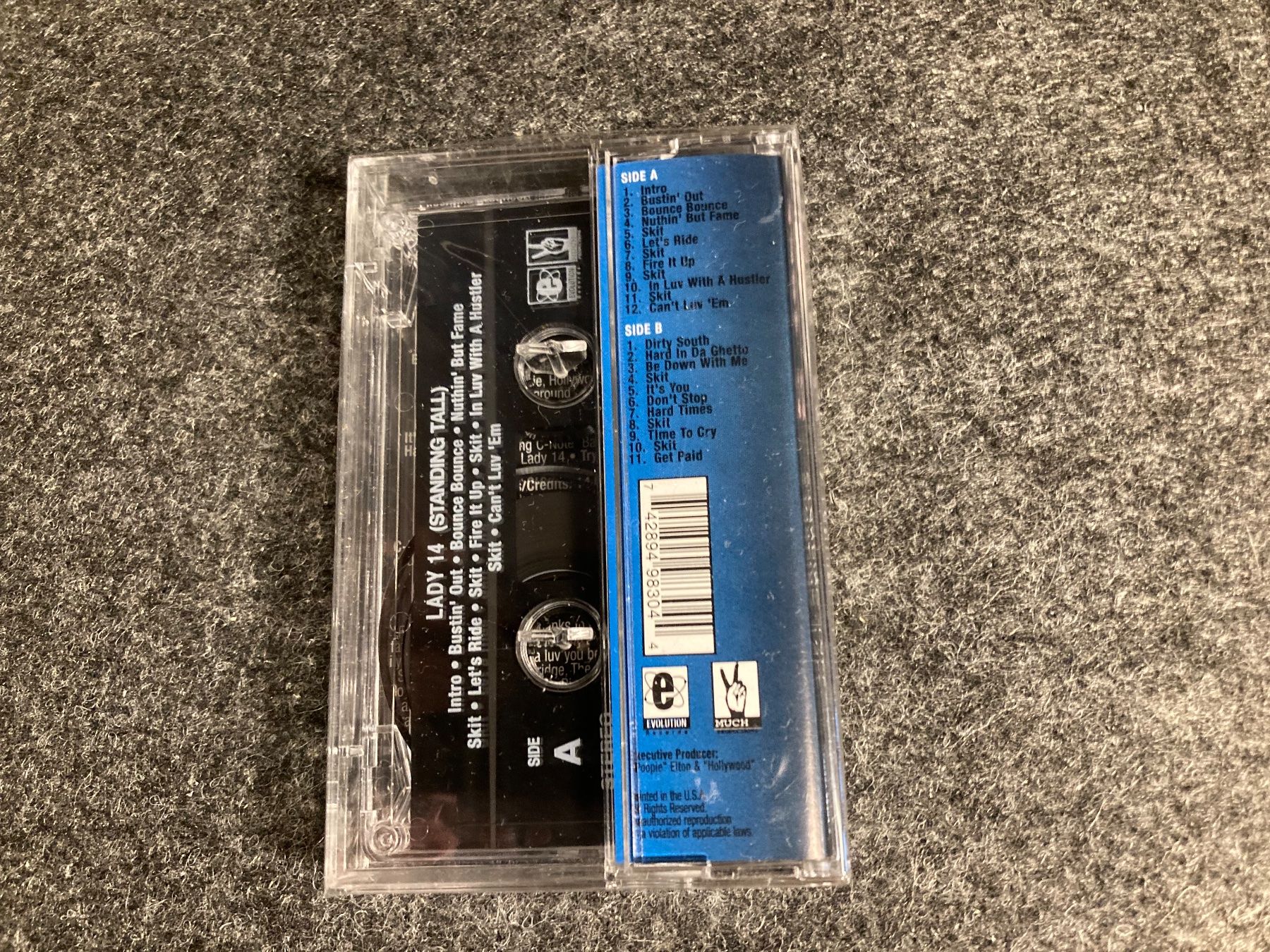 Kompaktkassetten: Lady 14 - Standing Tall (MC) – Neu und originalverpackt aus Fribourg von Karushi 2