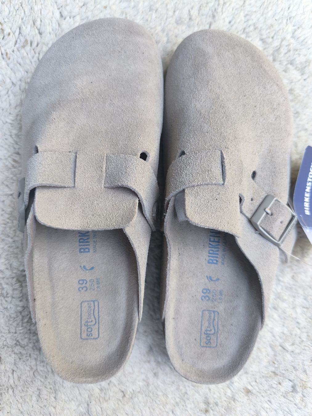 Birkenstock Scarpe da donna: Ungetragene Pantoletten / Mules / Clogs – Grösse 39 – Nuovo e nell'imballaggio originale da Péry venduto da 1000y. 2