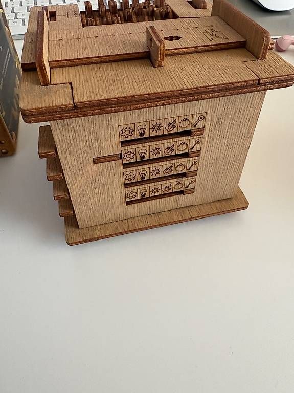 Giochi: Escape Box: Cluebox - Rette Schrödingers Katze – Usato da Bern venduto da zuendda 3