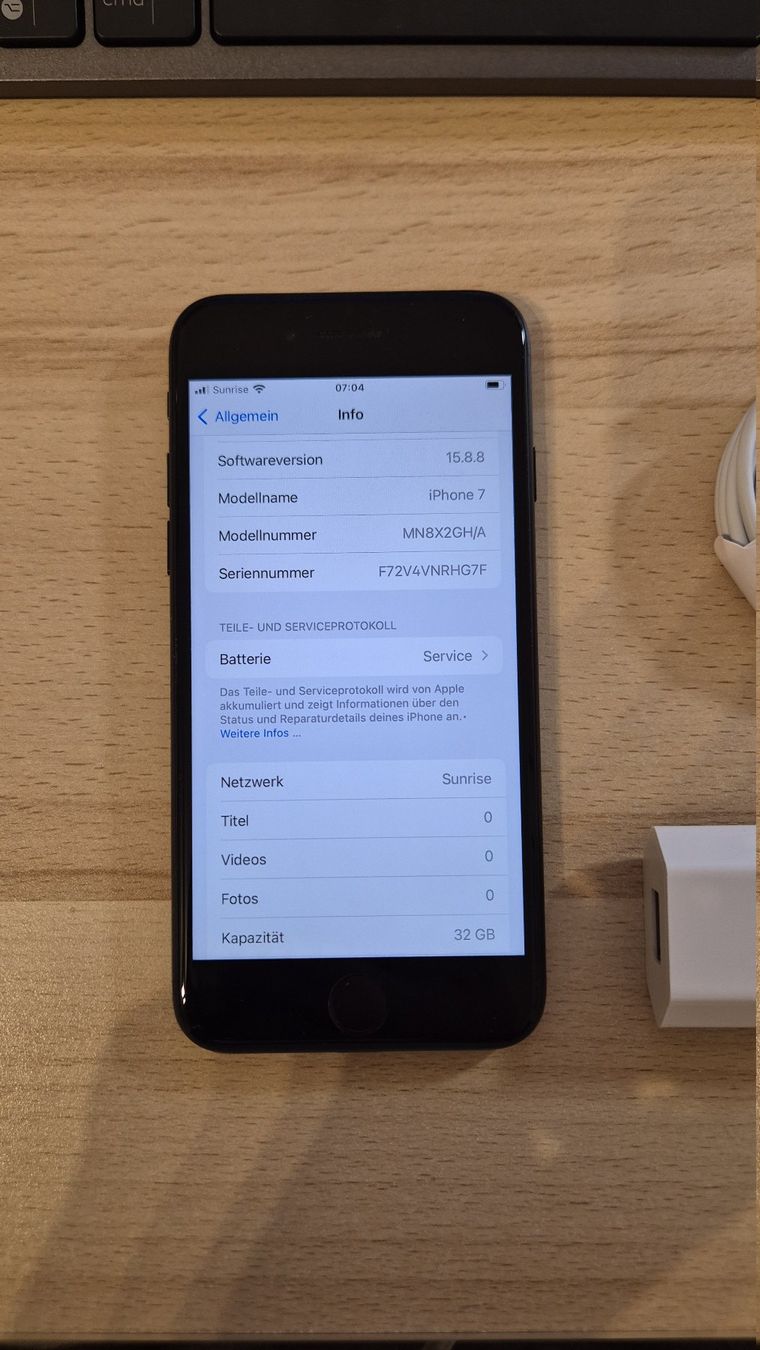 Apple Telefoni cellulari / Smartphones: iPhone 7 32GB Space Gray 3024 Akku 95% – Usato da Münchenbuchsee venduto da MV_Solutions 2
