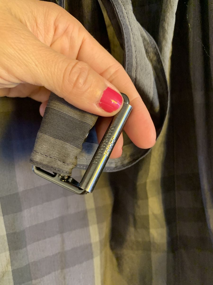 Vestiti: Burberry Kleid – Usato da Zürich venduto da Nikuska32 7