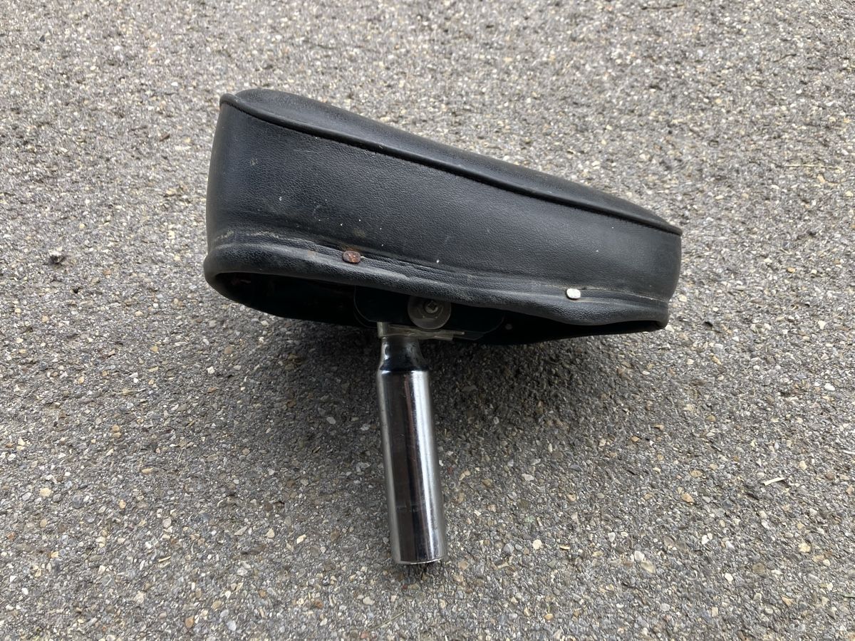 Pièces pour mobylette: Mofa Sattel  – D'occasion à Andwil SG par Kaltbrunner