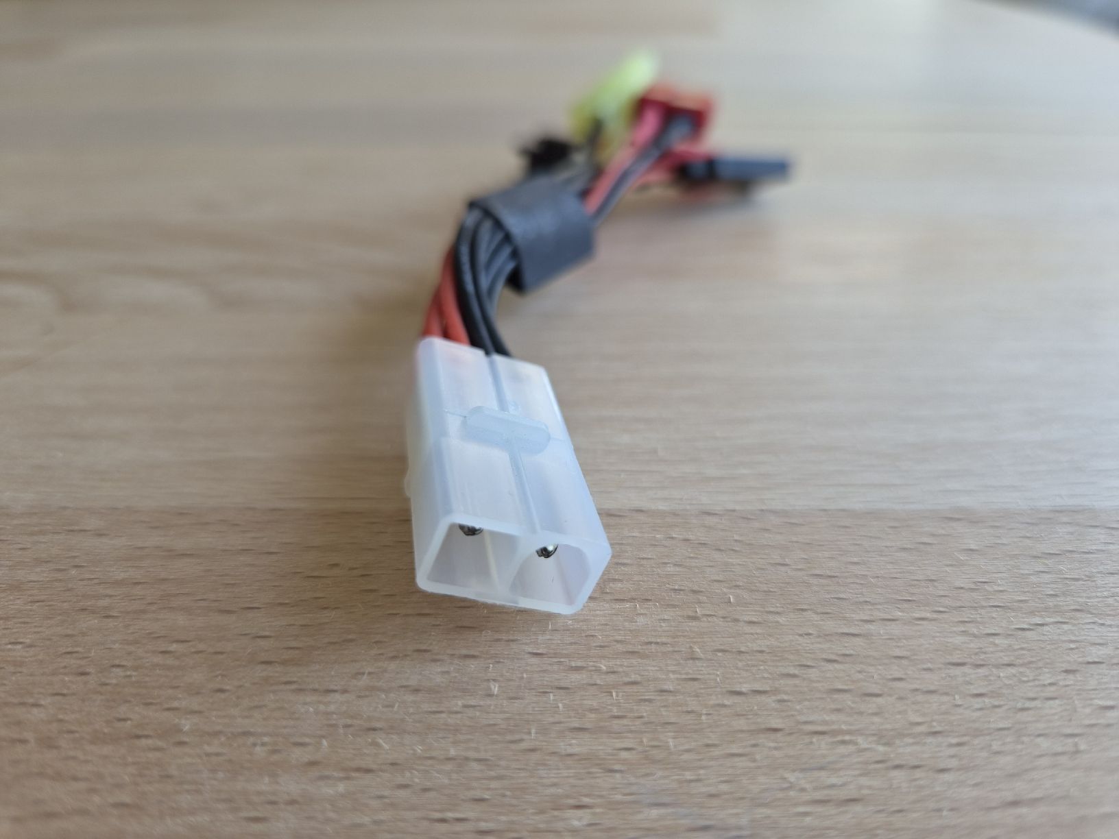 Unità & Adattatore: RC-Ladekabel-Adapter – Usato da Frauenfeld venduto da Bubich19 3