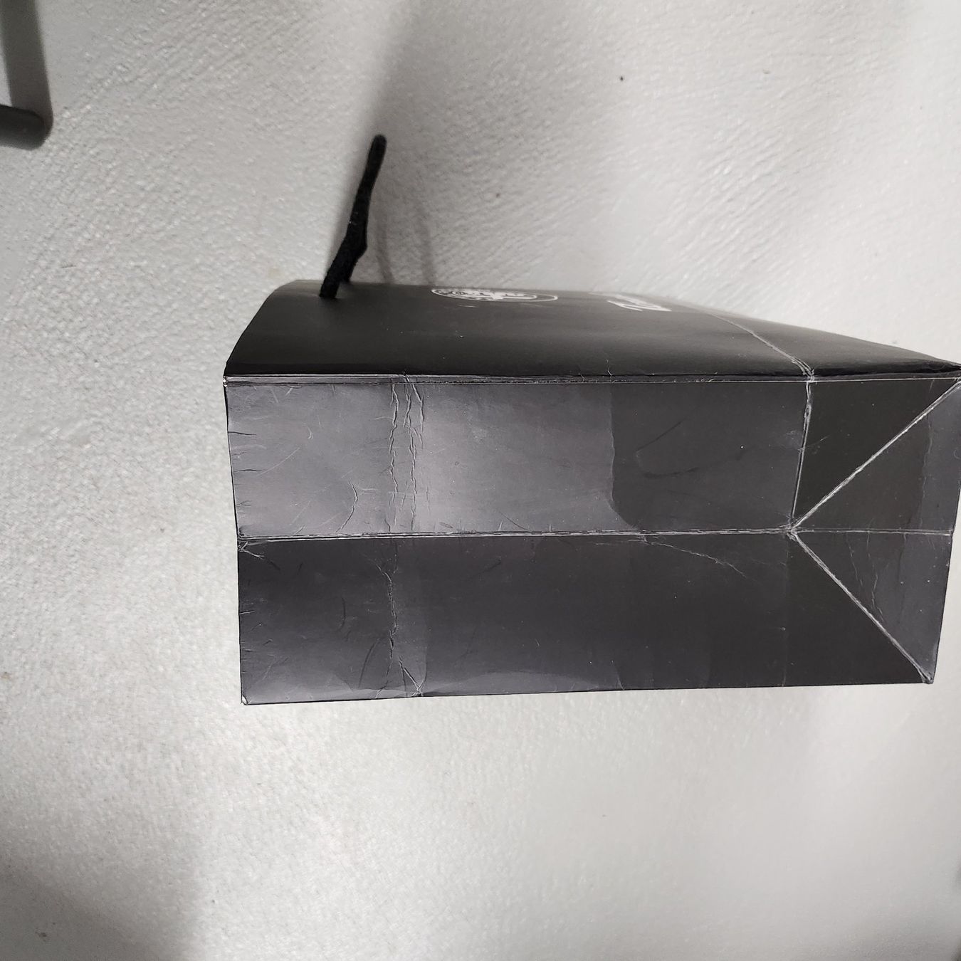 Alfa Romeo Borse: Alfa Romeo Tonale 2024 Papier Tasche – Nuovo (secondo la descrizione) da Unterägeri venduto da 0alfa0 3