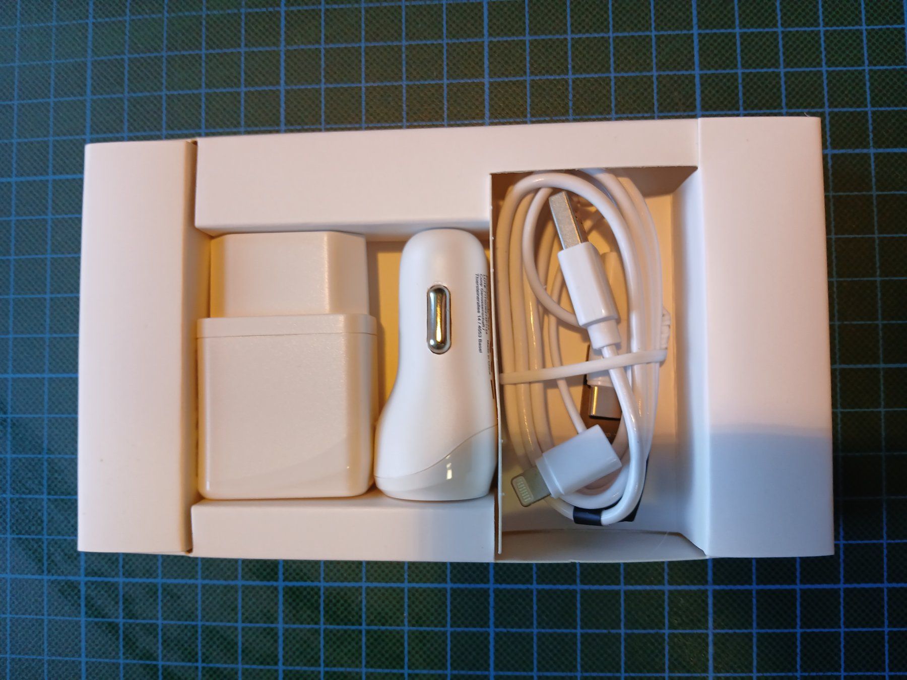 Caricabatterie: Ladegerät Set USB-C Lightning Universal, Neu & OVP! – Nuovo e nell'imballaggio originale da Derendingen venduto da Gaston.J 3