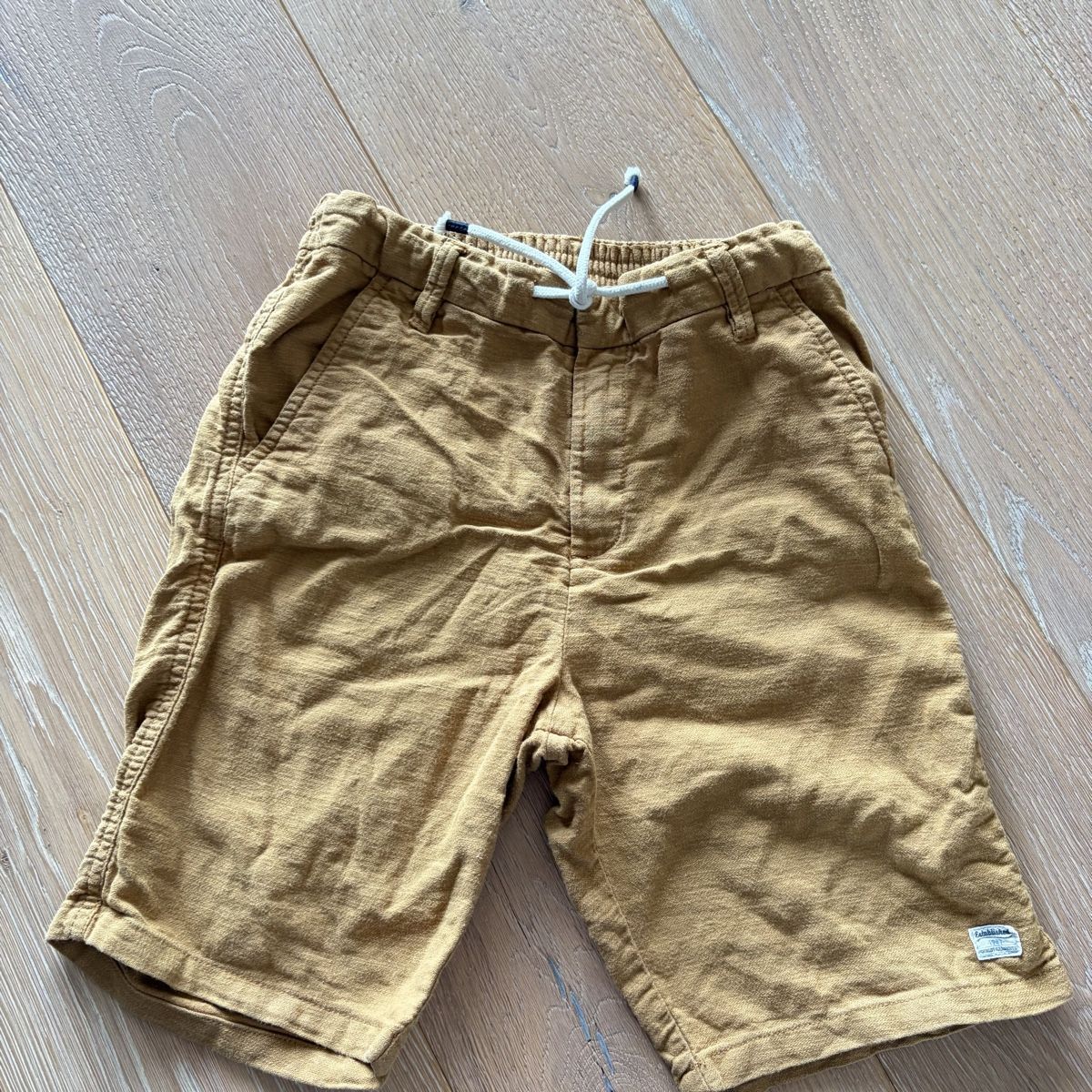 H&M Pantaloni: Shorts H&M Grösse 140 – Usato da Aarburg venduto da cha_6t8j