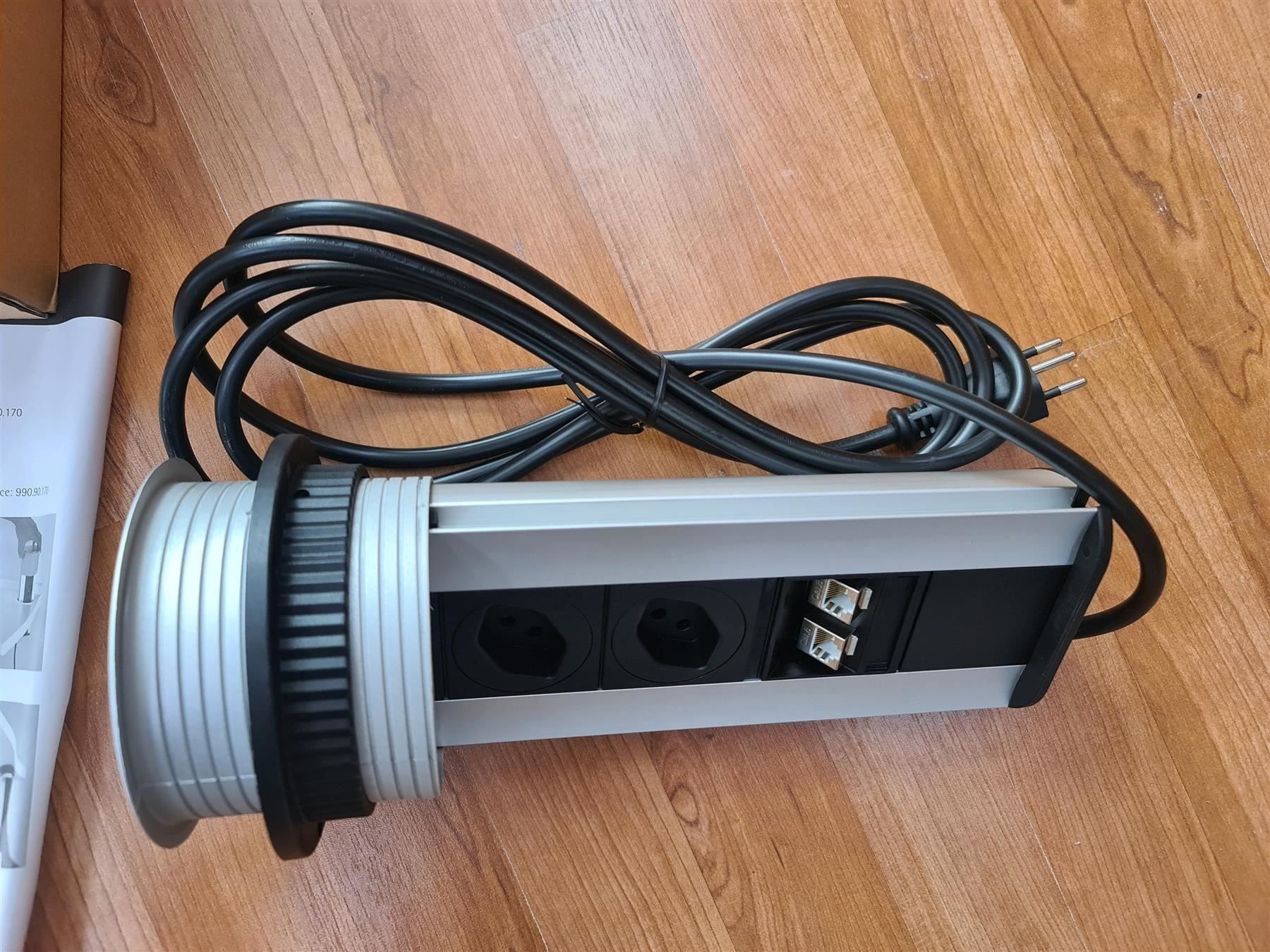 Spine: Evo Line Port 2xT13 + 2x RJ45 – Nuovo (secondo la descrizione) da Lugano venduto da pandux24 1