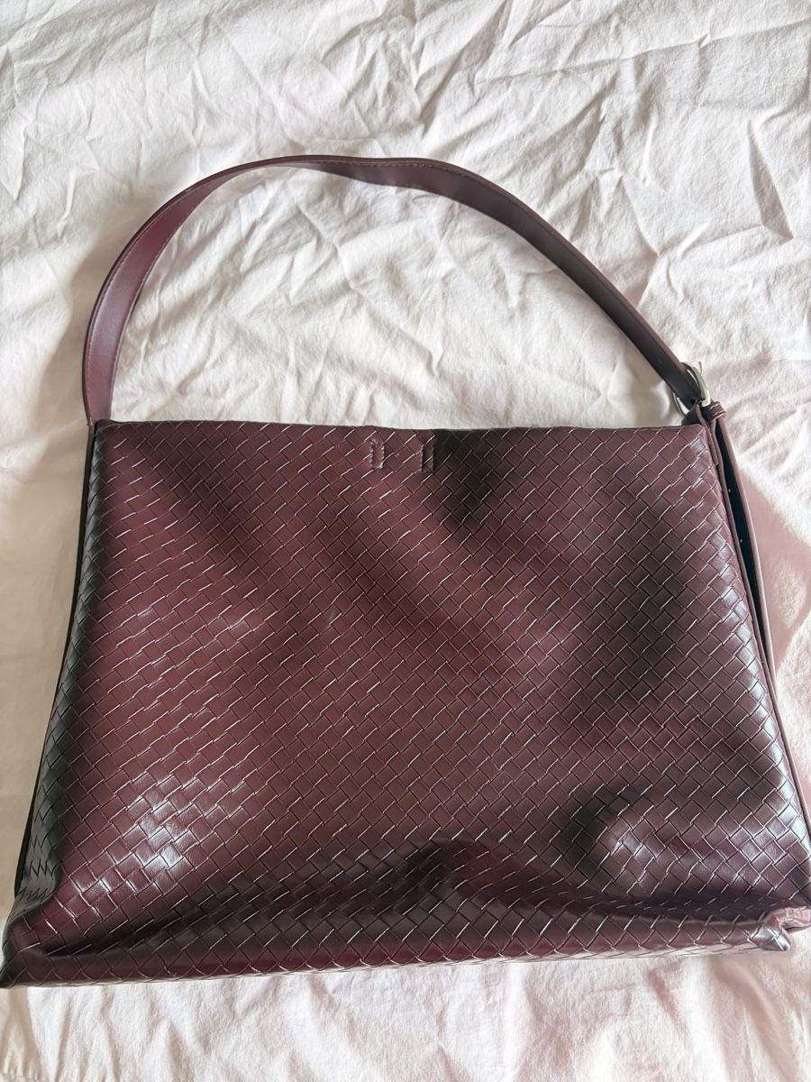 Stradivarius Borse da donna: Handtasche bordeaux von Stradivarius – Usato da Bern venduto da Sharon_Alexandra