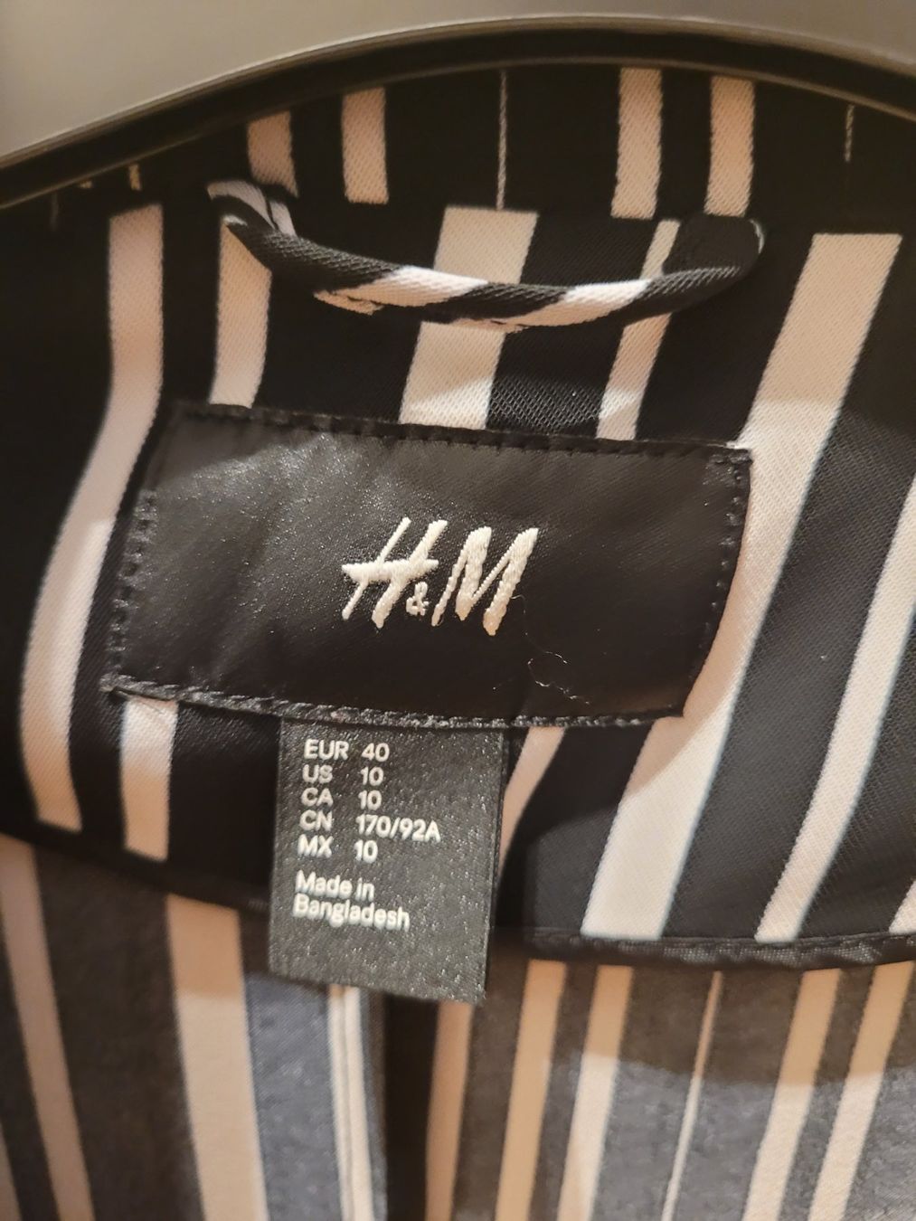 H&M Giacche: Blazer H&M Taille 40 – Usato da Plan-les-Ouates venduto da vla_9sr9 1