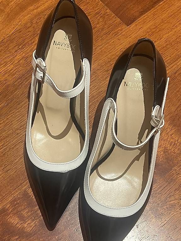 Scarpe da donna: Schwarzer Pump Gr.38 von Navyboot – Usato da Buchs ZH venduto da wunderwelt74 4