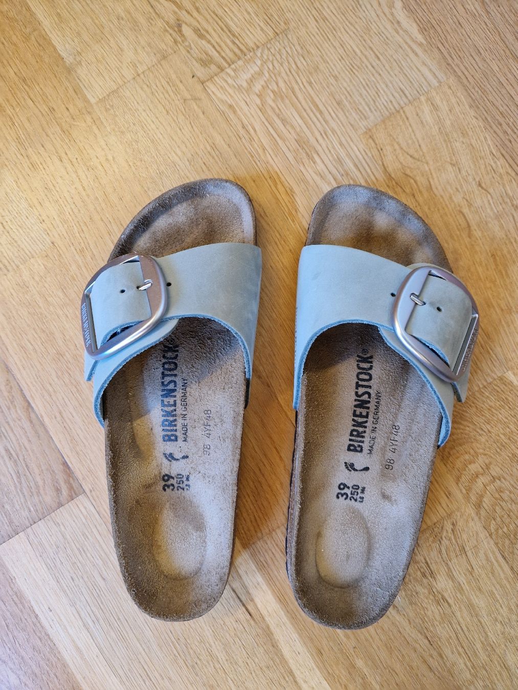 Birkenstock Damenschuhe: Birkenstock Sandalen – Gebraucht aus Merenschwand von AndrinaS