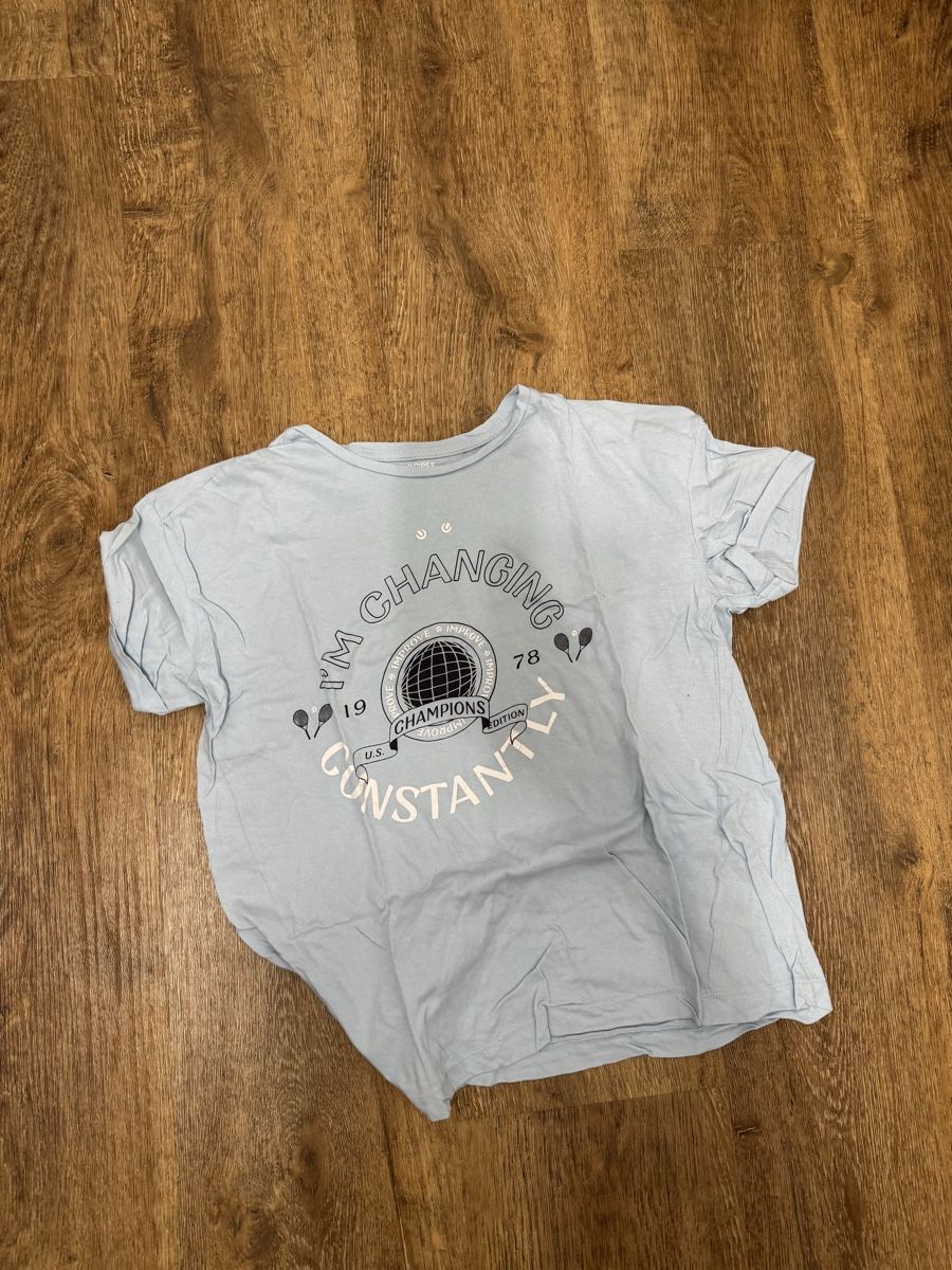 T-shirt: T-Shirt mit Print – Usato da Escholzmatt venduto da san_ym7z