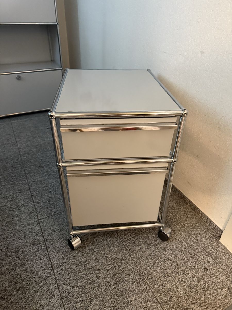 USM Korpus: USM Korpus Lichtgrau – Gebraucht aus Horgen von nad_68nw 1