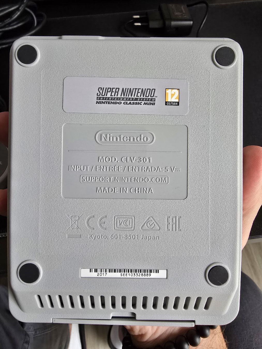 Nintendo Console: Nintendo SNES mini en excellent état – Nuovo (secondo la descrizione) da Chézard-St-Martin venduto da arkanges25 2