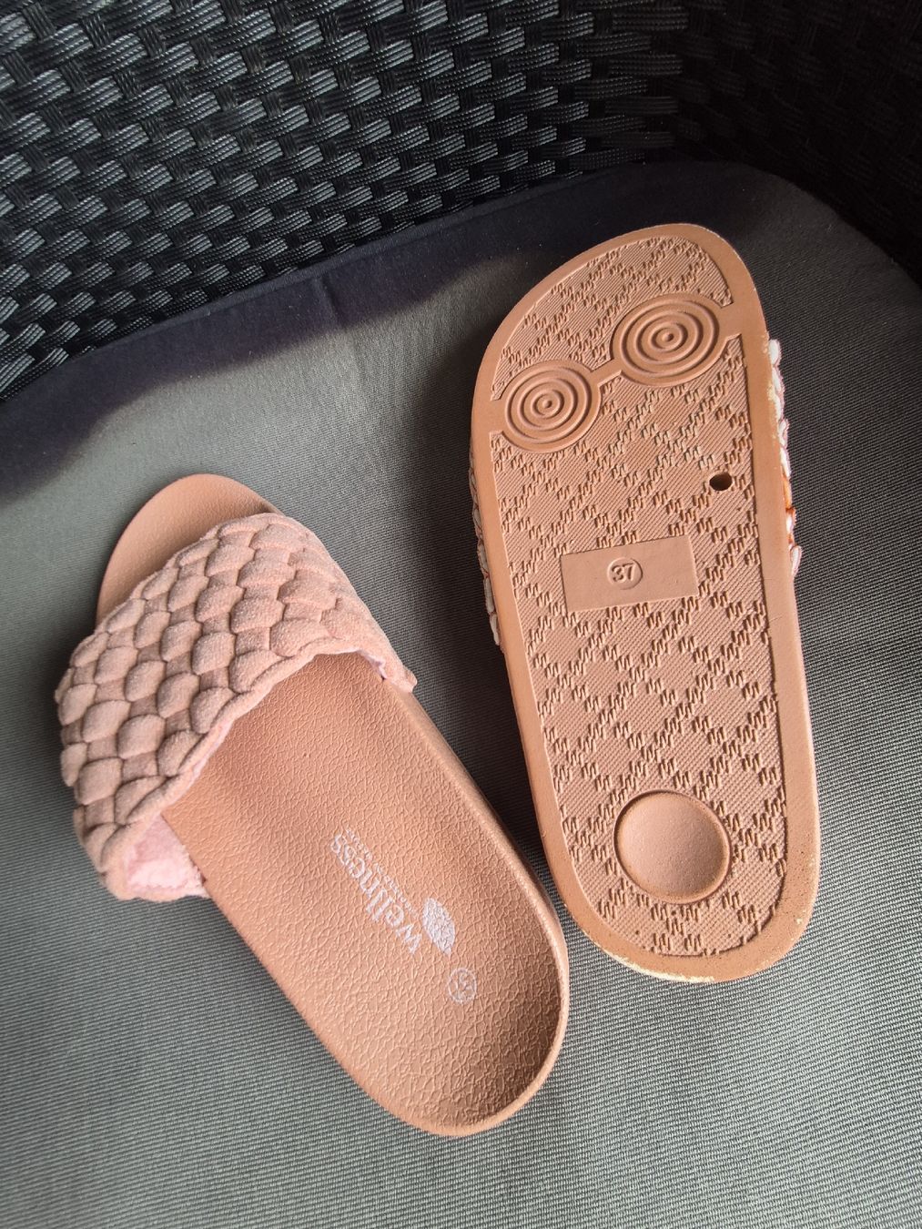 Dosenbach Damenschuhe: Badeschlarpe – Neu (gemäss Beschreibung) aus Kilchberg ZH von F27081987 1