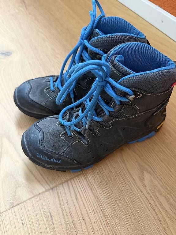 Scarpe per ragazzi: Trollkids Wanderschuhe Gr 32 – Usato da Ruswil venduto da Pinkgirl_11