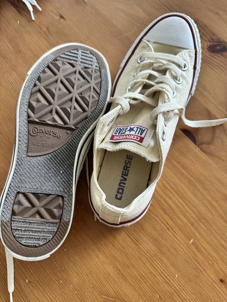 Converse Herrenschuhe: Converse All Stars, Creme, Gr. 37.5 – Gebraucht aus Zürich von kim_kong 2