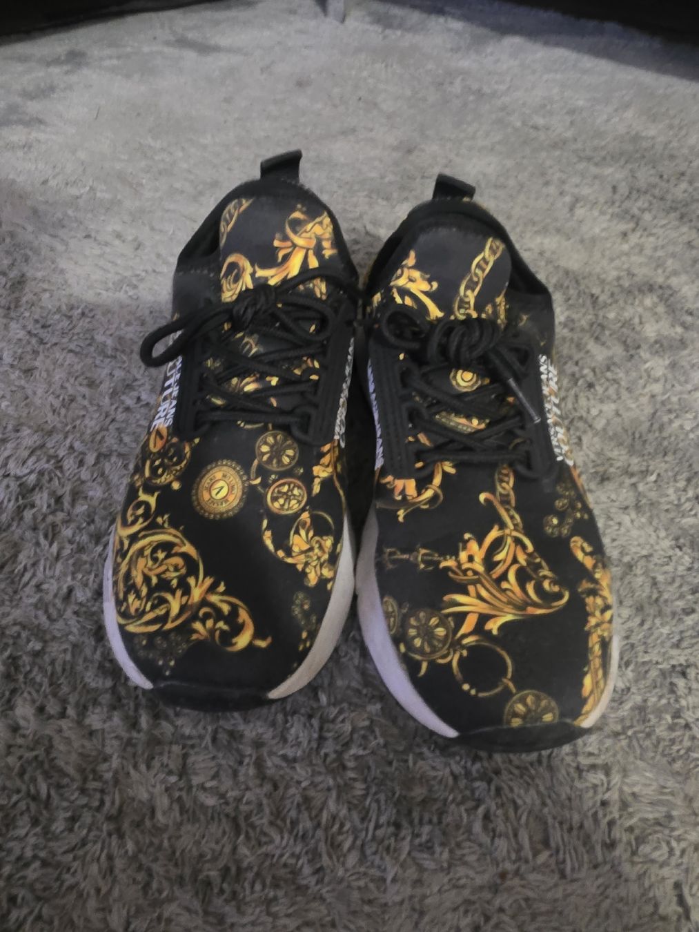 Versace Scarpe da donna: Versace Couture Sneakers – Usato da Meiringen venduto da DanielaMoura 1