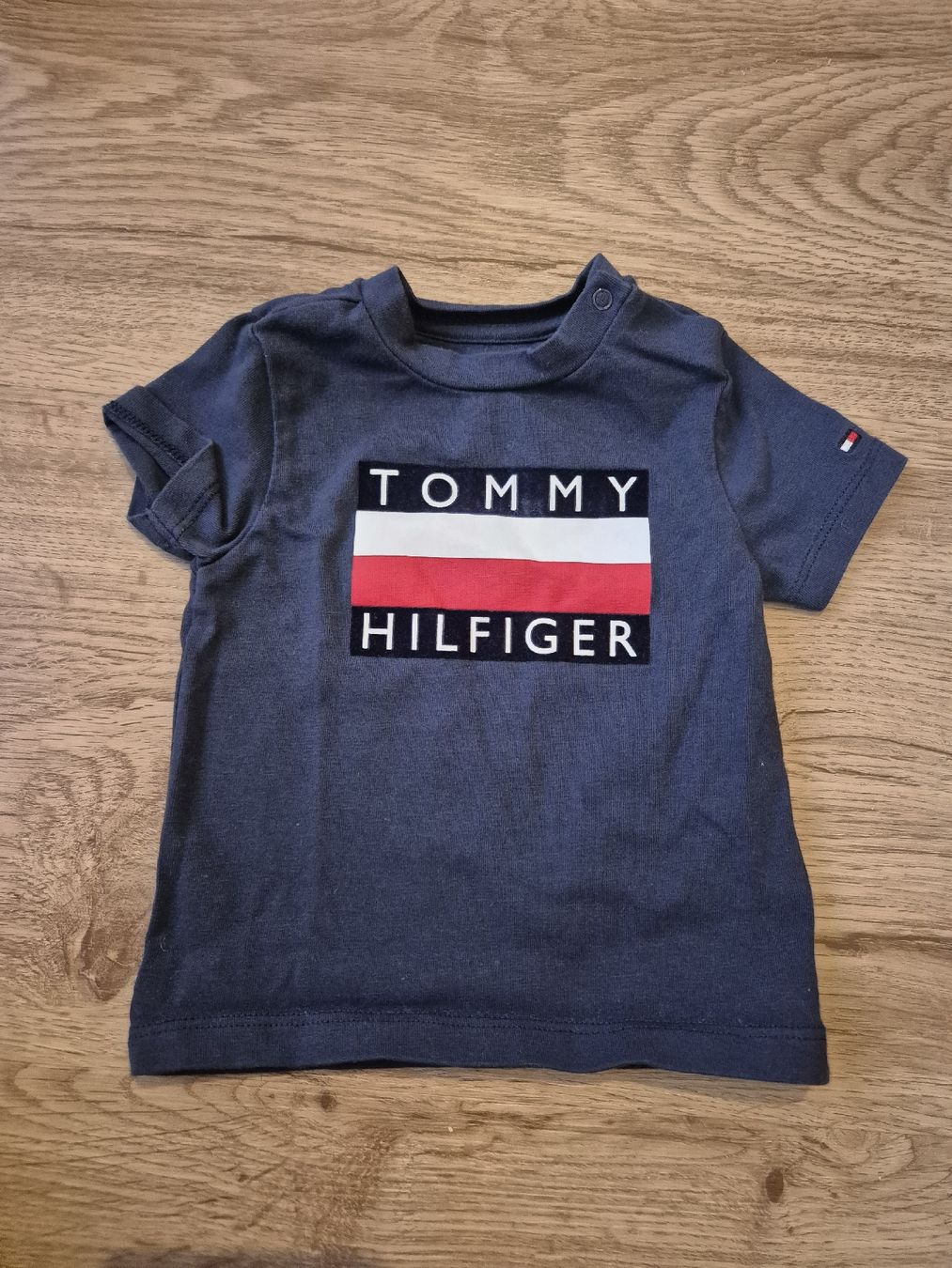 Tommy Hilfiger Lotti di vestiti: Kleiderpaket 50/56 – Usato da Urnäsch venduto da Sasali 6