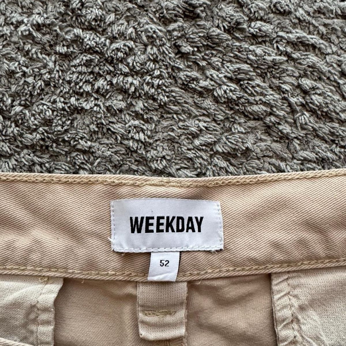 Weekday Pantaloni: Weekday shorts – Nuovo (secondo la descrizione) da Zürich venduto da scrym 2