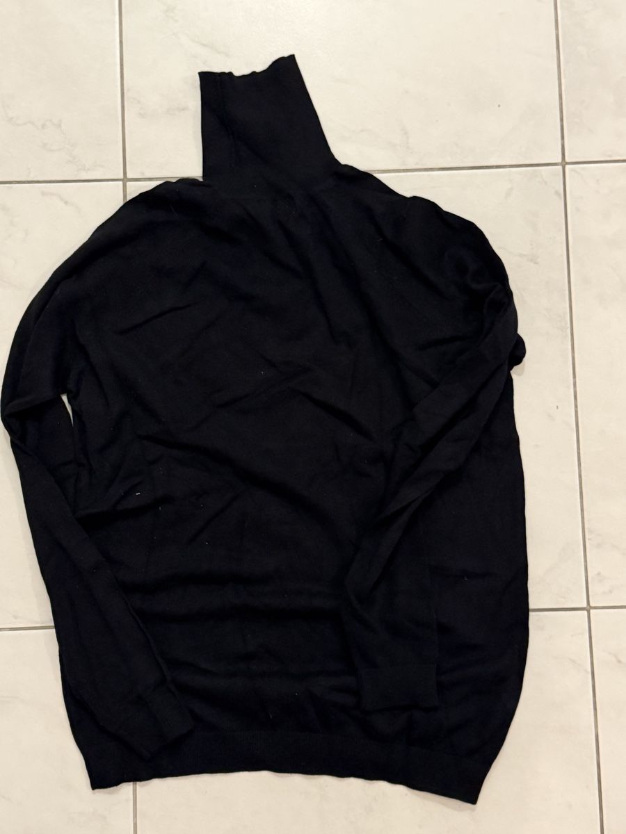 Pullover & Sweatshirts: Rollkragenpullover Zara Man Basic Schwarz Grösse M – Neu (gemäss Beschreibung) aus Oftringen von Kad.Ha