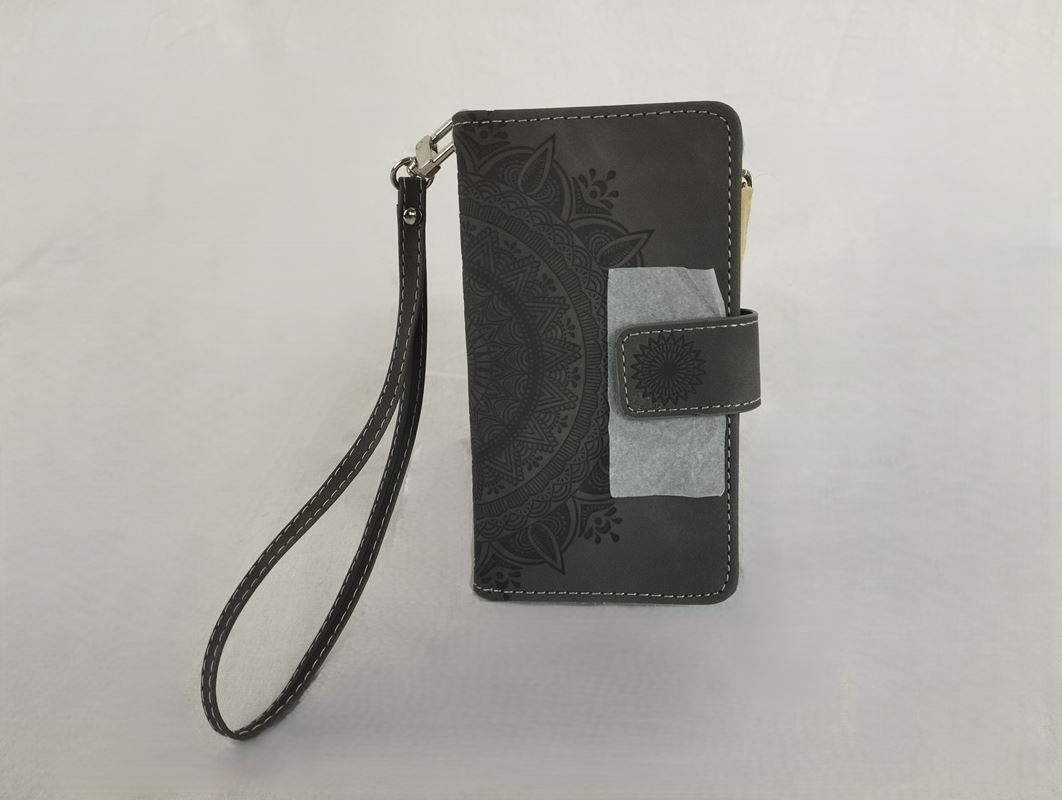 Cover & Protezioni schermo: Handyhülle iPhone 12 mini – Usato da Schübelbach venduto da Restwert_Schubelbach 1