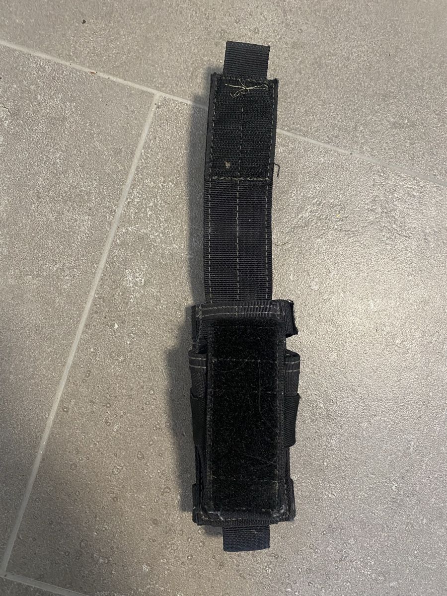 Maxpedition Tiro a segno: Maxpedition Single Sheat Mag Pouch Messer Multitool Lampe – Usato da Gelterkinden venduto da Waedi4 2