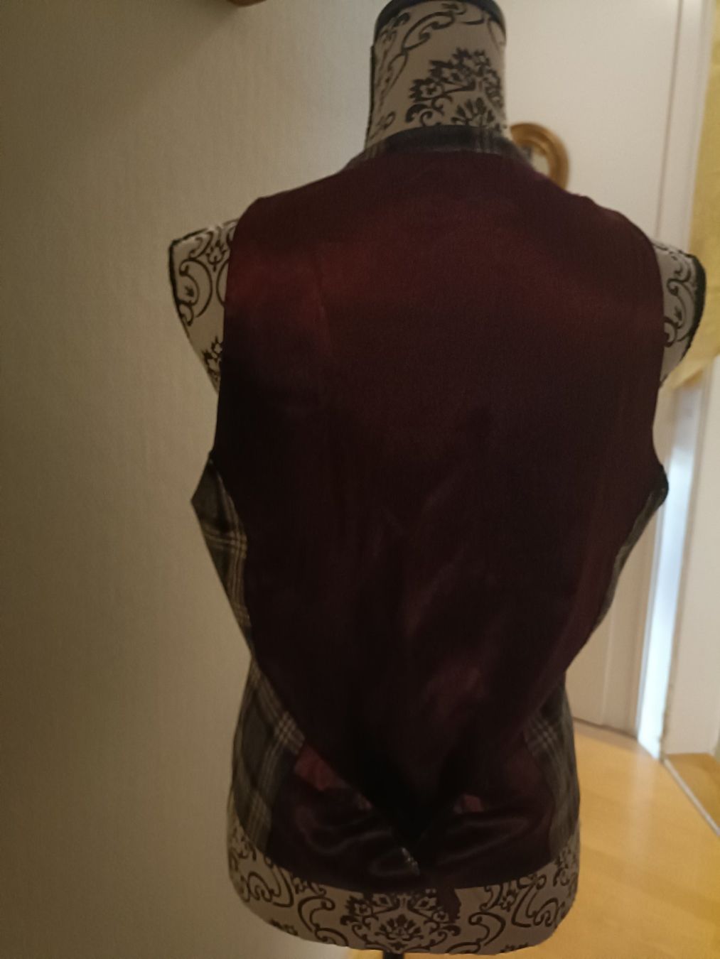 Gilet & Giacche: Gilet – Usato da Schaffhausen venduto da kab_9pzn 2