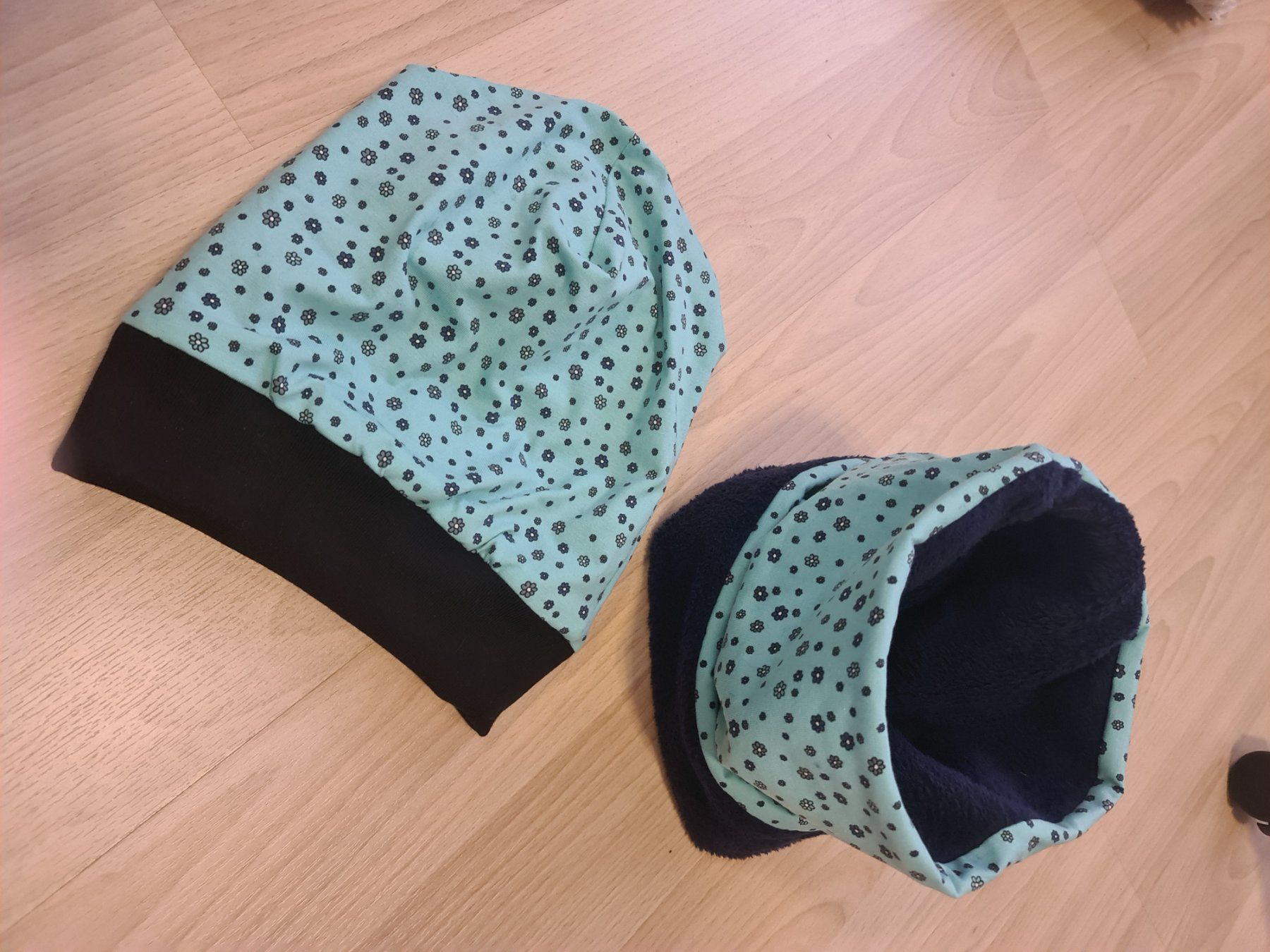 Kleiderpakete & -sets: Wintermütze - Loop-Set "Handgemacht" – Neu (gemäss Beschreibung) aus Fehraltorf von Sumin 3