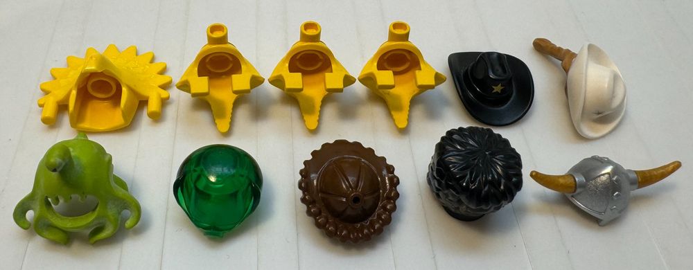 Lego Kopfbedeckungen Pharao, Inca, Mongole, Wikinger, usw.. (Gebraucht ...