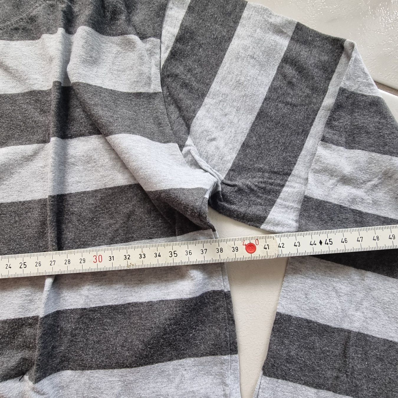 Migros Pyjamas & Ähnliches: Winter Pyjama, Grösse 146/152, Grau/Weiss gestreift – Gebraucht aus Arth von Africa44 4