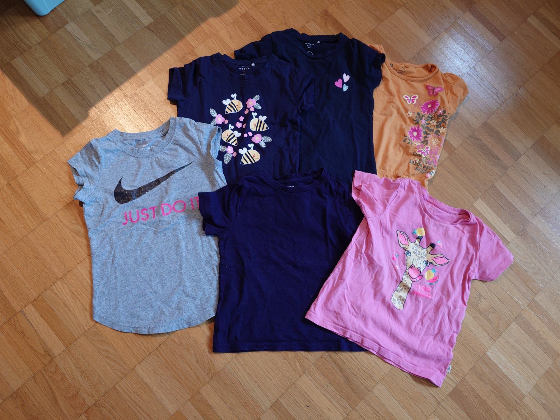 Camicette, T-shirt & Top: Shirts Grösse 110 – Usato da Stäfa venduto da hallo85