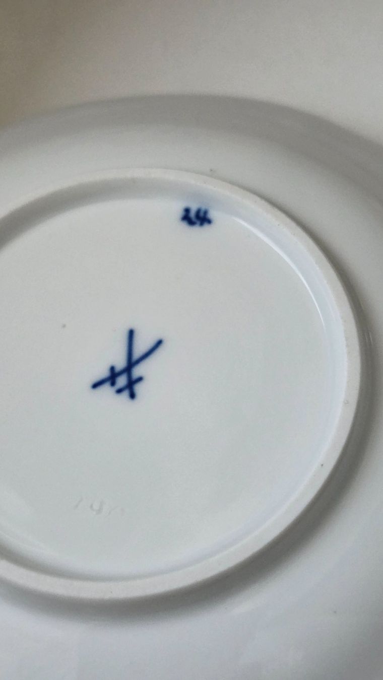 Services de table: Zwiebelmuster Meissen Set – D'occasion à Wittenbach par rose_rosi 2