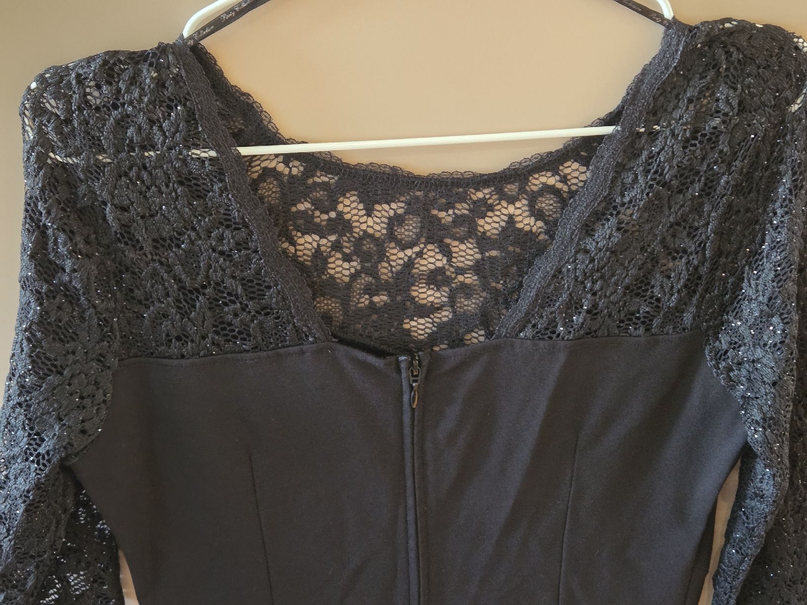 Orsay Vestiti: Elegantes schwarzes Kleid mit Spitze – Nuovo (secondo la descrizione) da Emmen venduto da GrabandGo 3